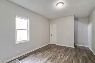 340 Crosby St, Akron, OH 44303 - Photo 5
