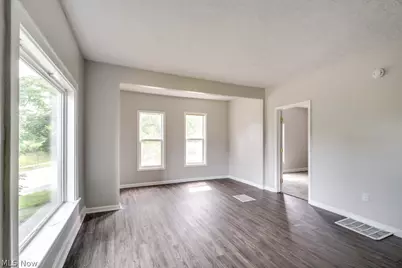 340 Crosby Street, Akron, OH 44303 - Photo 13