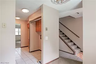 217 Edwin St NW, Hartville, OH 44632 - Photo 9