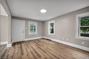 825 Dan St, Akron, OH 44310 - Photo 13