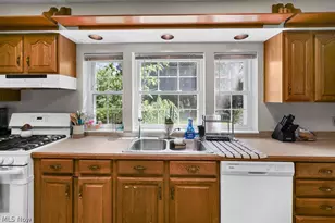 547 E Main St, Ravenna, OH 44266 - Photo 13
