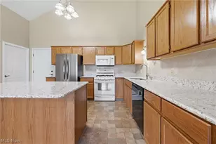 853 Beverly Ave, Canal Fulton, OH 44614 - Photo 11