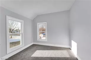 337 Lucas St, Barberton, OH 44203 - Photo 23