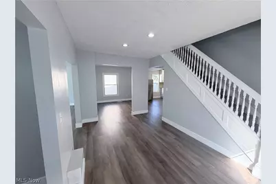 337 Lucas Street, Barberton, OH 44203 - Photo 11