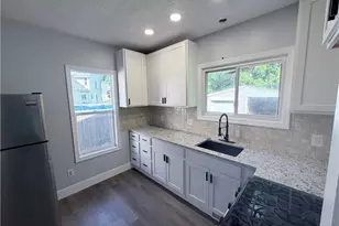 337 Lucas St, Barberton, OH 44203 - Photo 15