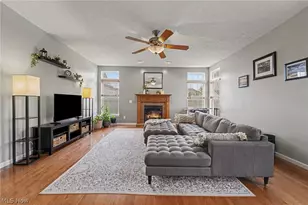 2721 Candlestick Dr, Norton, OH 44203 - Photo 9