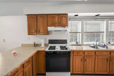 541 E Main Street, Ravenna, OH 44266 - Photo 31