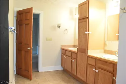 541 & 547 E Main Street, Ravenna, OH 44266 - Photo 13