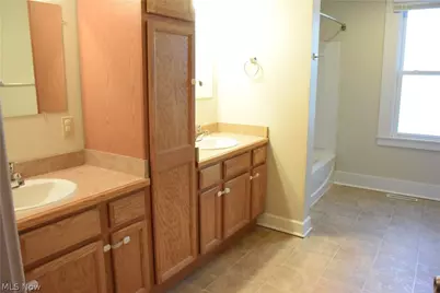 541 & 547 E Main Street, Ravenna, OH 44266 - Photo 41