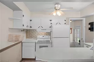 1489 Earhart Ave, Akron, OH 44320 - Photo 9