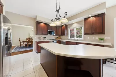 31729 Commodore Court, Avon Lake, OH 44012 - Photo 11