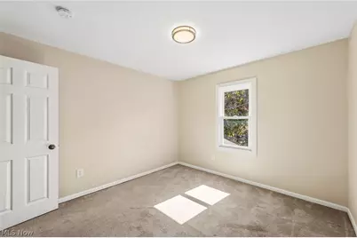 2164 11th Street SW, Akron, OH 44314 - Photo 19