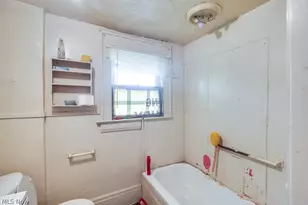 1131 Victory St, Akron, OH 44301 - Photo 11