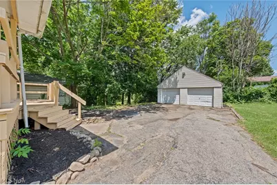 39 E Catawba Avenue, Akron, OH 44301 - Photo 3