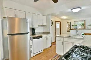 632 Chestnut St, Conneaut, OH 44030 - Photo 9