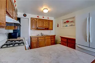 3785 Sanford Dr, Brunswick, OH 44212 - Photo 9