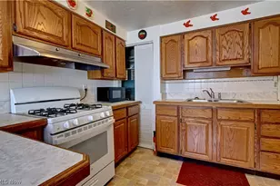 3785 Sanford Dr, Brunswick, OH 44212 - Photo 11