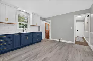 3209 Hermosa Dr, Youngstown, OH 44511 - Photo 9
