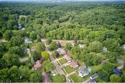 3209 Hermosa Drive, Youngstown, OH 44511 - Photo 43