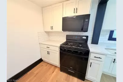 2176 Stone Street, Cuyahoga Falls, OH 44221 - Photo 7