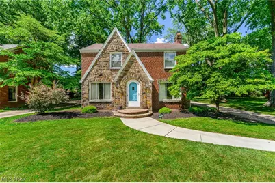 124 Danbury Drive, Boardman, OH 44512 - Photo 1