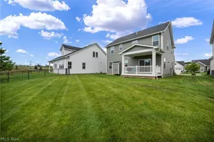 5394 Hawks Nest Cir, Sheffield Lake, OH 44054 - Photo 7