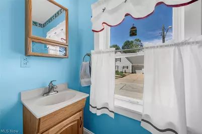 37846 Sharpe Avenue, Willoughby, OH 44094 - Photo 11