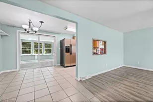 6410 Westmore St, Louisville, OH 44641 - Photo 13