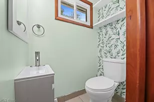 6410 Westmore St, Louisville, OH 44641 - Photo 29