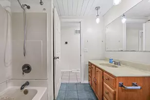 6410 Westmore St, Louisville, OH 44641 - Photo 19