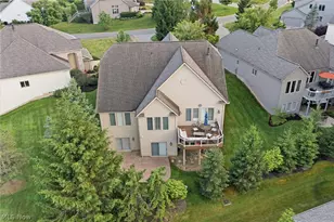585 Burgess Cir, Aurora, OH 44202 - Photo 3