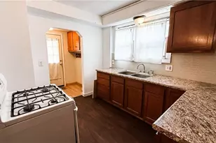 987 Boone St, Akron, OH 44306 - Photo 9