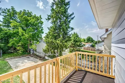 4418 W 48th Street, Loveland, OH 44144 - Photo 7
