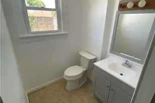 1445 Maryland Ave, Steubenville, OH 43952 - Photo 7