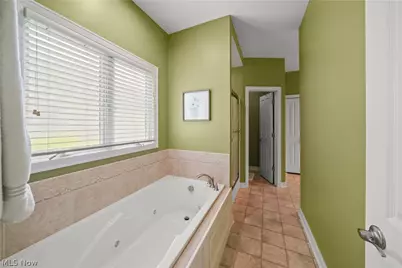953 Outrigger Cove, Painesville, OH 44077 - Photo 13
