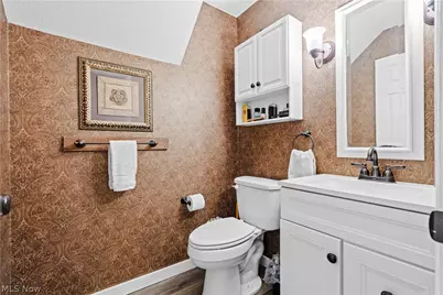755 Bedford Avenue, Elyria, OH 44035 - Photo 41