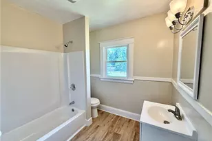 940 Katherine Ave, Youngstown, OH 44505 - Photo 7