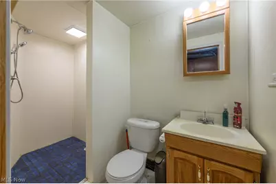 254 Ohio Avenue NW, New Philadelphia, OH 44663 - Photo 21