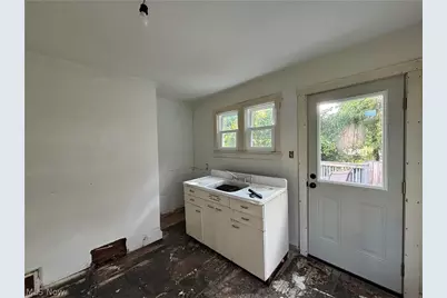 809 Garfield Avenue, Marietta, OH 45750 - Photo 9