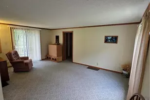 5731 Sharps Ridge Rd, McConnelsville, OH 43756 - Photo 13