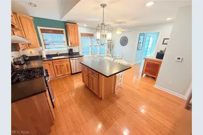35975 Matoma Boulevard, Eastlake, OH 44095 - Photo 15