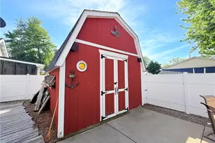 35975 Matoma Blvd, Eastlake, OH 44095 - Photo 33