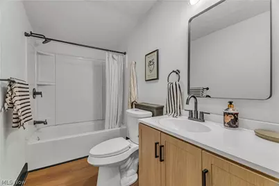 137 N Vine Street, Medina, OH 44256 - Photo 21
