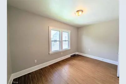 656 Hammel Street, Akron, OH 44306 - Photo 35
