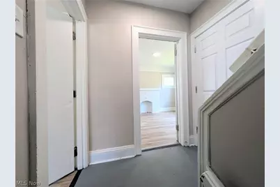 656 Hammel Street, Akron, OH 44306 - Photo 9