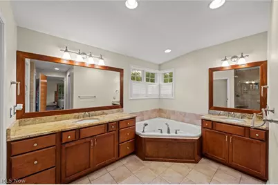 147 S Hayden Parkway, Hudson, OH 44236 - Photo 23