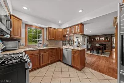 147 S Hayden Parkway, Hudson, OH 44236 - Photo 15