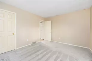 109 Sturbridge Dr, Medina, OH 44256 - Photo 9
