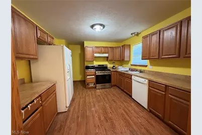 1504 White Avenue, Akron, OH 44307 - Photo 7