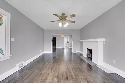 7514 Bertha Avenue, Parma, OH 44129 - Photo 5
